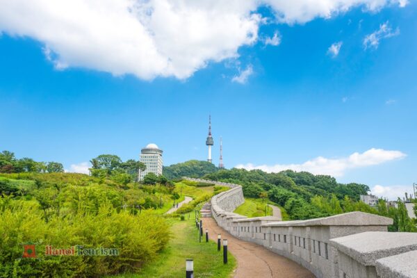 Tháp Nam San (N Seoul Tower) - Seoul - Hàn Quốc