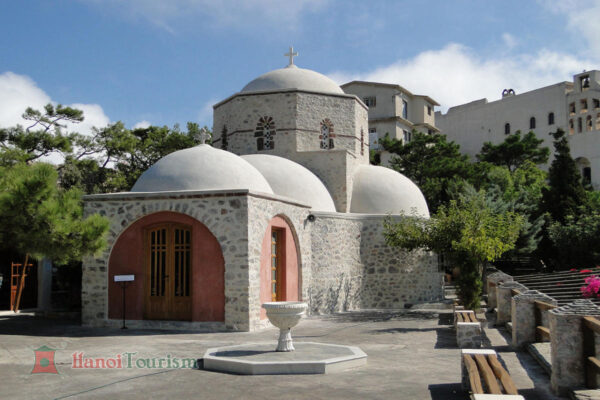 Tu viện Profitis Ilias – Santorini- Hy Lạp